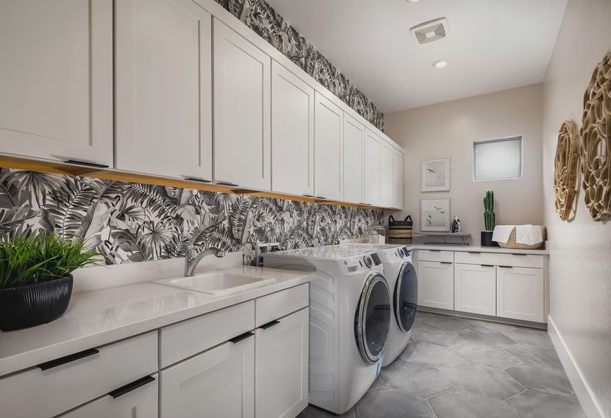 Latitude Laundry - 9 of 9