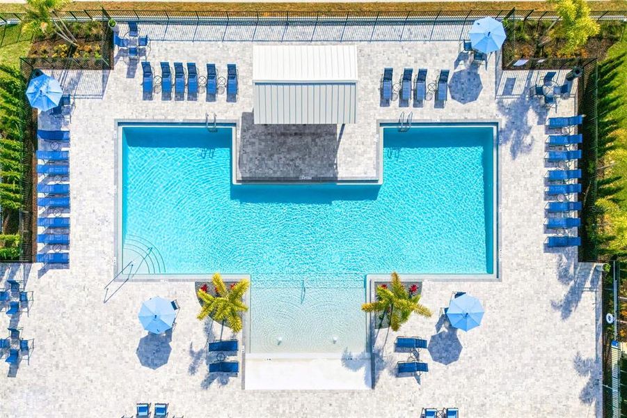 Community amenities in Eden Crest, Apopka (Image 31).