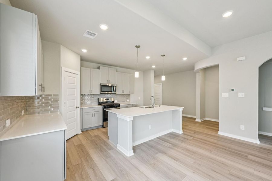 Photo is not of the actual home but is an inspirational photo of builder’s model home and may depict options, furnishings, and/or decorator features that are not included. Photo is not of the actual home but is an inspirational photo of builder’s model home and may depict options, furnishings, and/or decorator features that are not included.