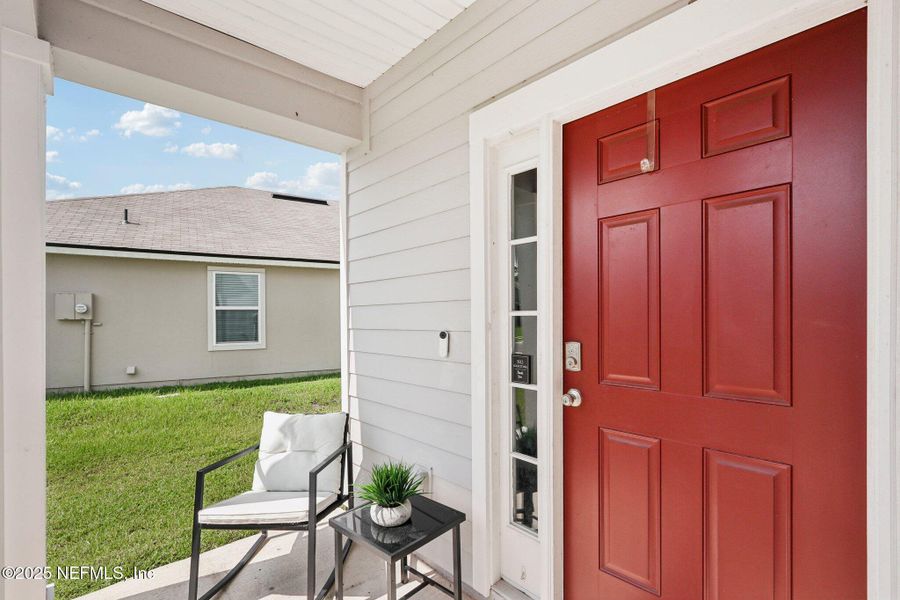 Furnished interior view inside a new home in Cross Creek Express, Green Cove Springs (Image 40).