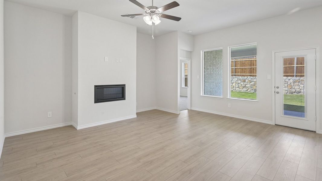 Spacious, unfurnished interior of a new home in Morning Ridge, Princeton (Image 6).