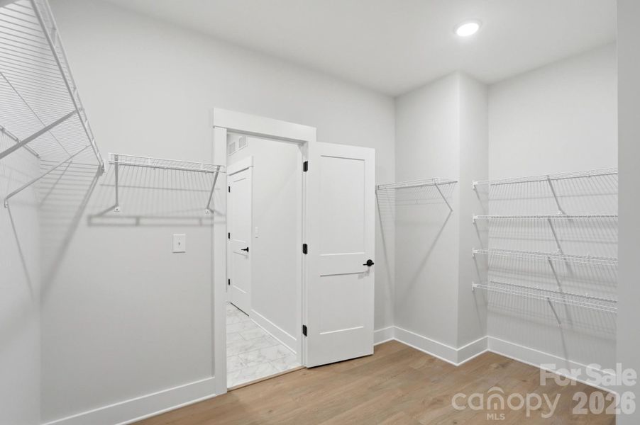 Spacious, unfurnished interior of a new home in Harmony, Harrisburg (Image 22).