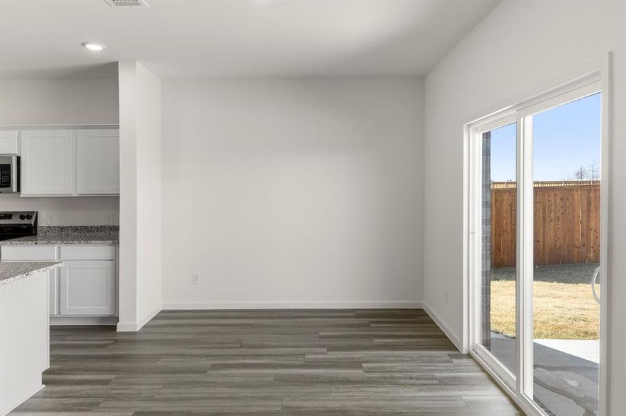 07. 1282 Herring - Dining 07. 1282 Herring - Dining