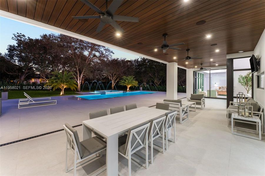 Community amenities in , Miami (Image 22). Community amenities in , Miami (Image 22).