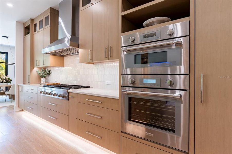 Furnished interior view inside a new home in , Sarasota (Image 9).