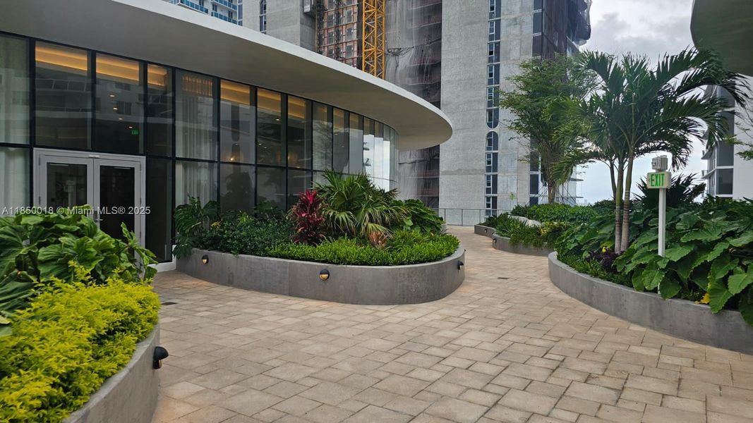 Image 40 of a home in .