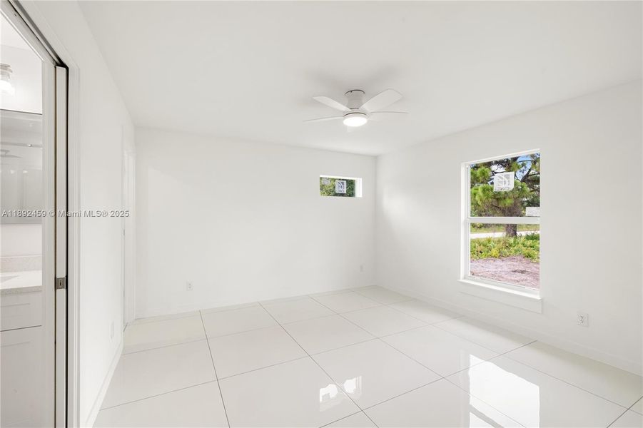 Image 16 of a home in . Image 16 of a home in .