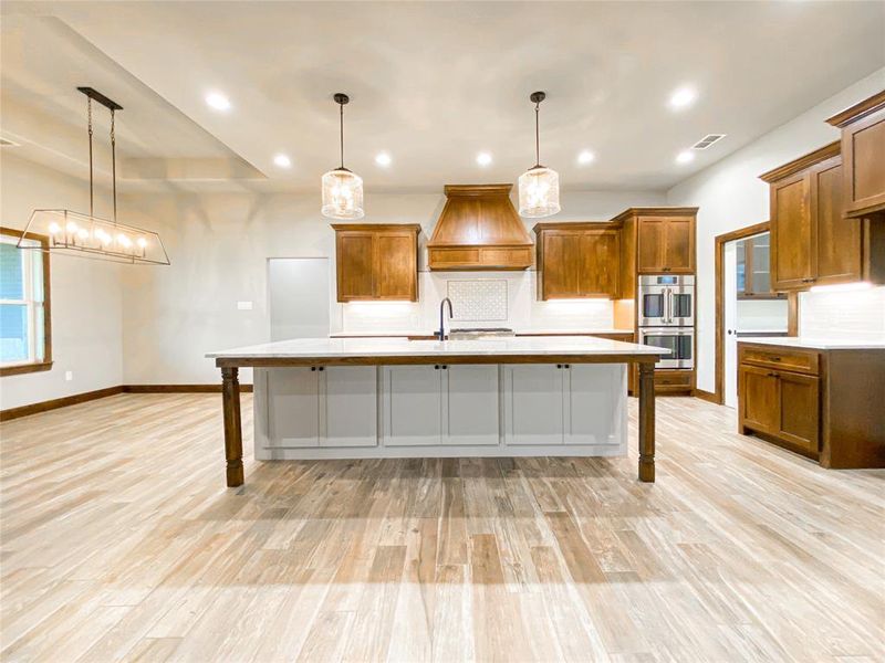Furnished interior view inside a new home in , Tuscola (Image 5).