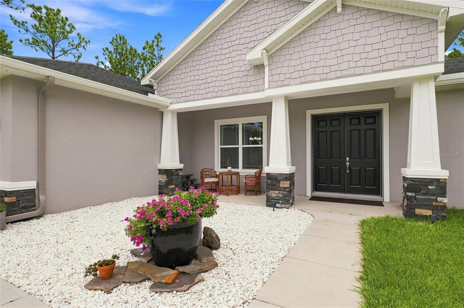 Exterior details and patio area of a home in , Weeki Wachee (Image 4). Exterior details and patio area of a home in , Weeki Wachee (Image 4).