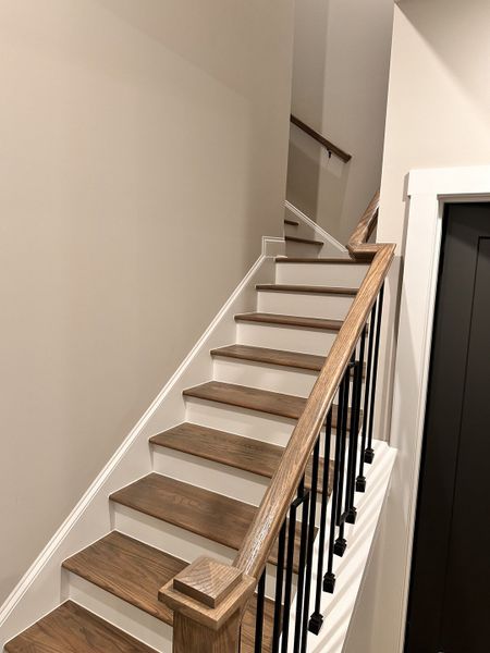 Spacious, unfurnished interior of a new home in The Reserve at Red Oaks, Carrollton (Image 37).