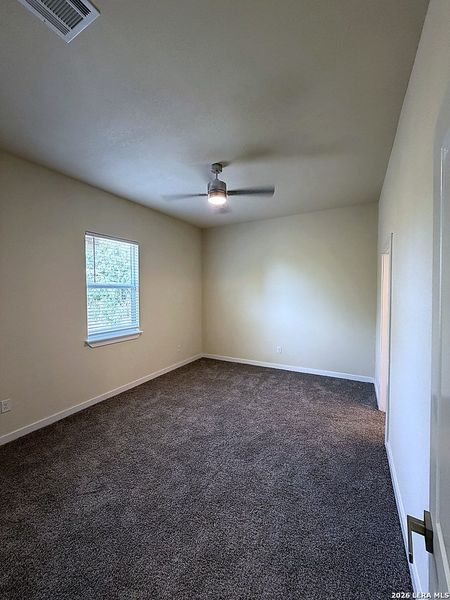 Spacious, unfurnished interior of a new home in , San Antonio (Image 25).