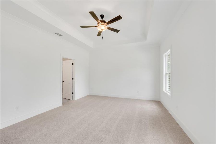 Spacious, unfurnished interior of a new home in , Suwanee (Image 18).