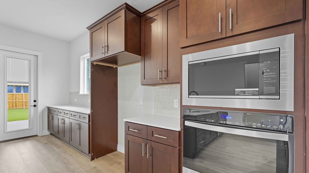 Representative furnished interior of a home built from the BEAUX by D.R. Horton in Clearview Ranch, Royse City (Image 10). Representative furnished interior of a home built from the BEAUX by D.R. Horton in Clearview Ranch, Royse City (Image 10).