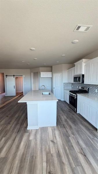 Furnished interior view inside a new home in Liberty Pointe, Gainesville (Image 6).