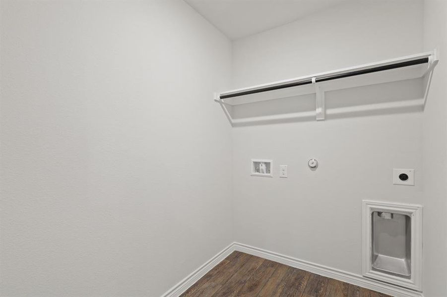 Image 17 of a home in Sycamore Landing.