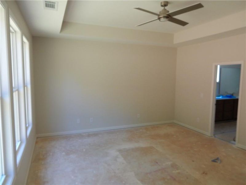 Image 38 of a home in .