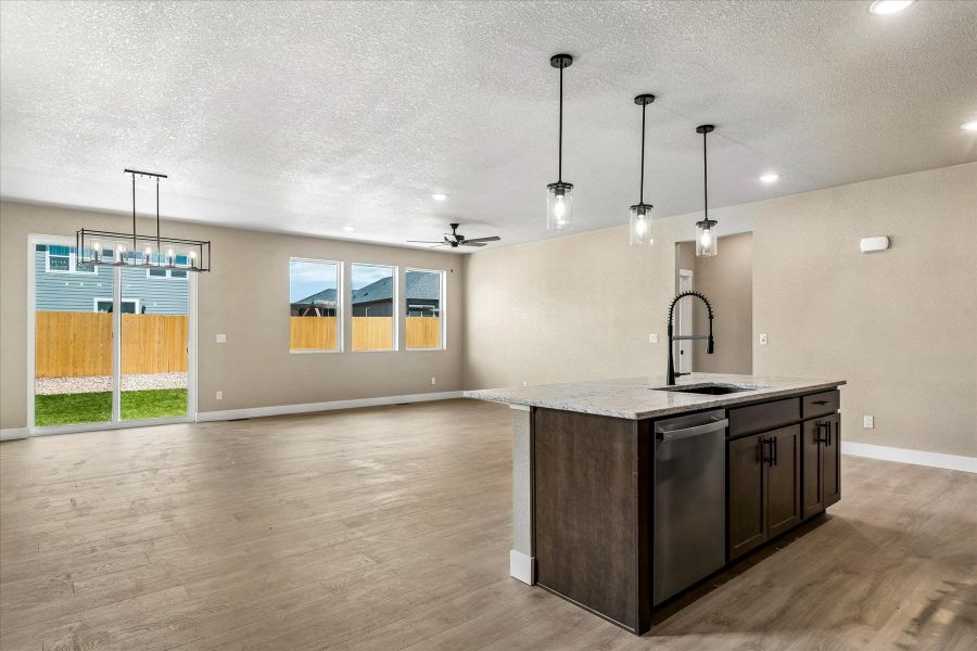 Spacious, unfurnished interior of a new home in The Glen-12, Colorado Springs (Image 15).