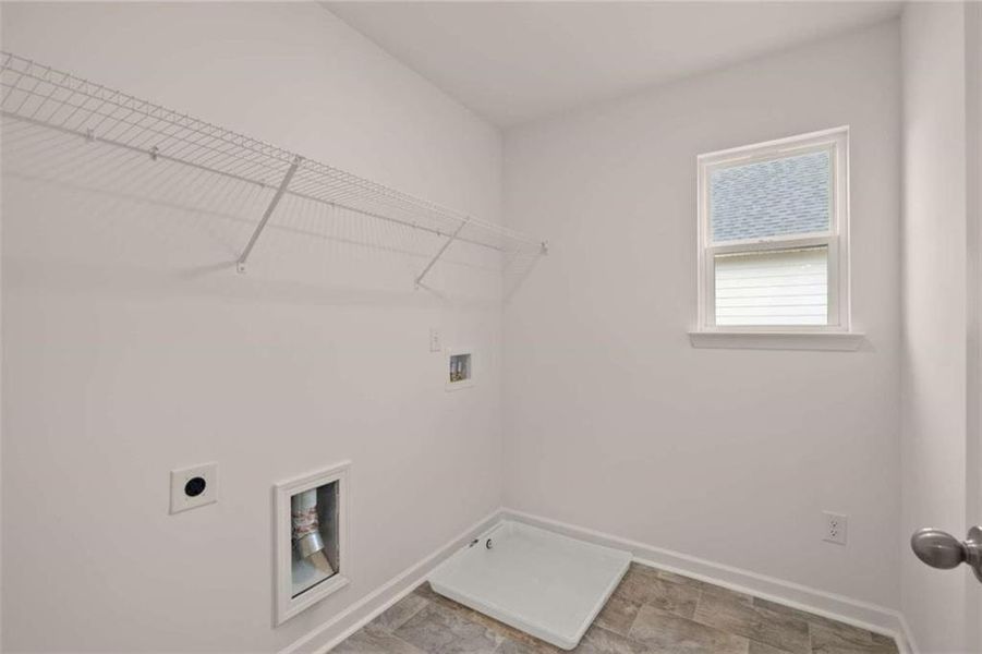 Spacious, unfurnished interior of a new home in Wildwood, Covington (Image 32).