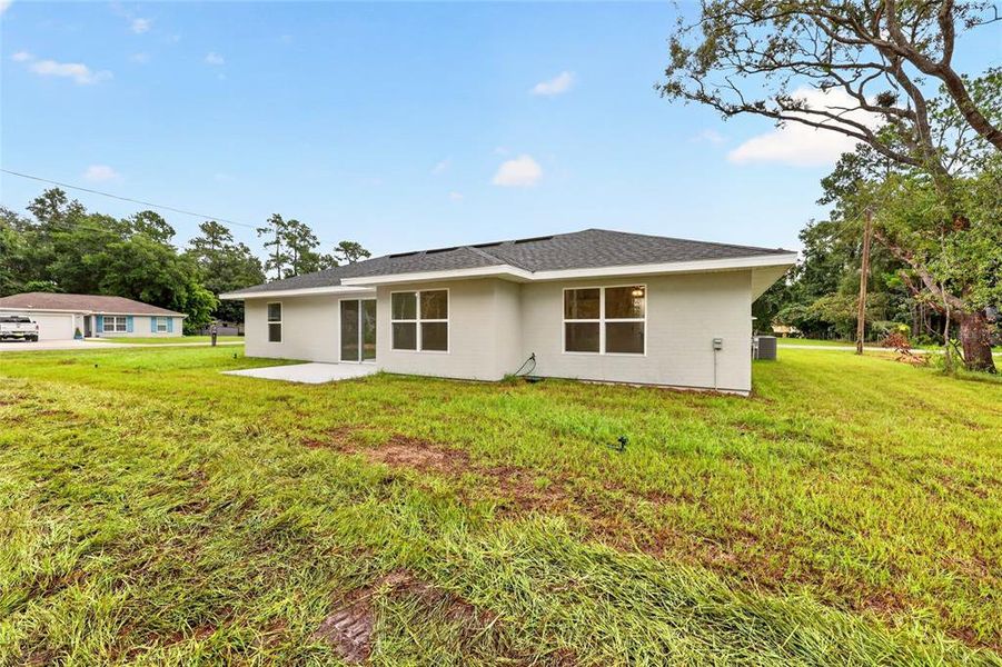 Exterior details and patio area of a home in , Ocala (Image 25). Exterior details and patio area of a home in , Ocala (Image 25).
