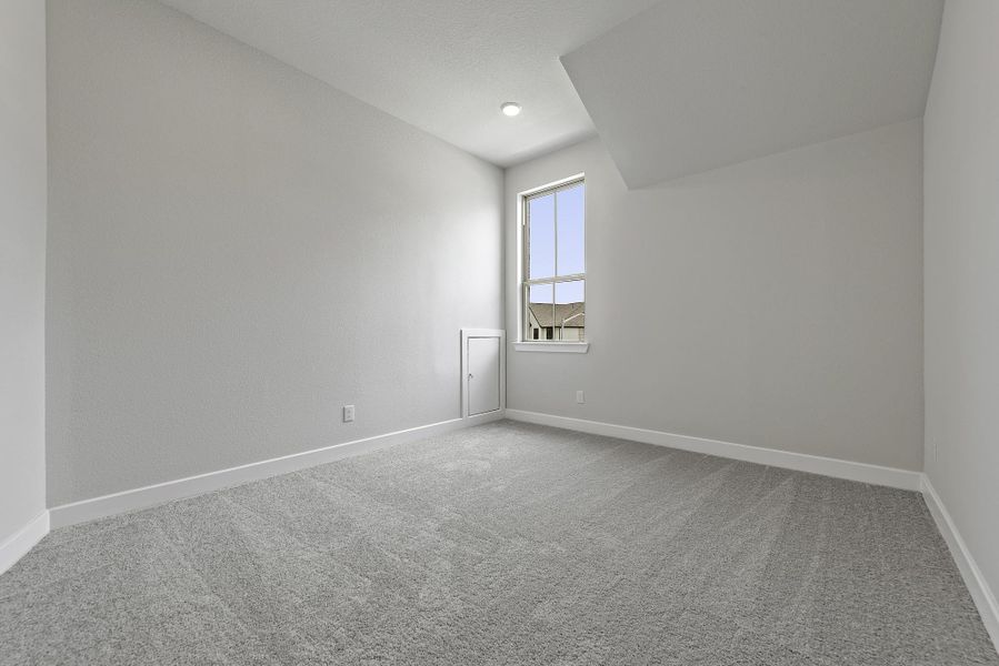 Spacious, unfurnished interior of a new home in ARTAVIA®, Conroe (Image 20).