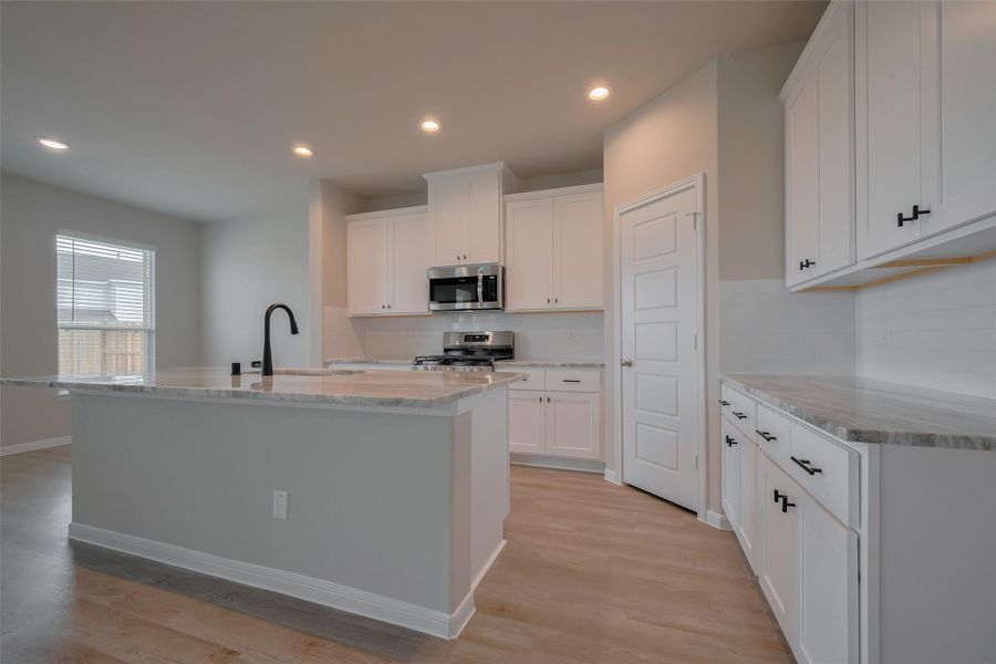 Furnished interior view inside a new home in La Segarra, Brookshire (Image 8).