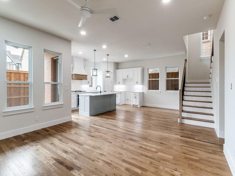 Spacious, unfurnished interior of a new home in , Dallas (Image 18).