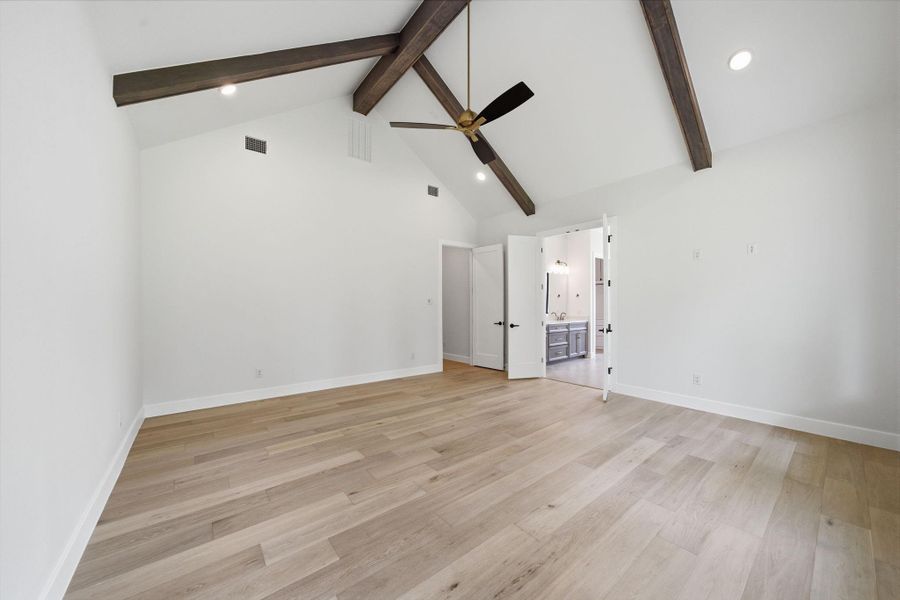 Spacious, unfurnished interior of a new home in , Montgomery (Image 34).