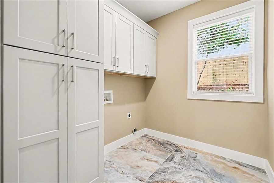 Spacious, unfurnished interior of a new home in , Woodstock (Image 26). Spacious, unfurnished interior of a new home in , Woodstock (Image 26).