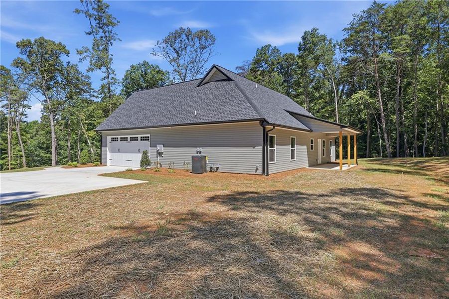 Exterior details and patio area of a home in , Clarkesville (Image 27).