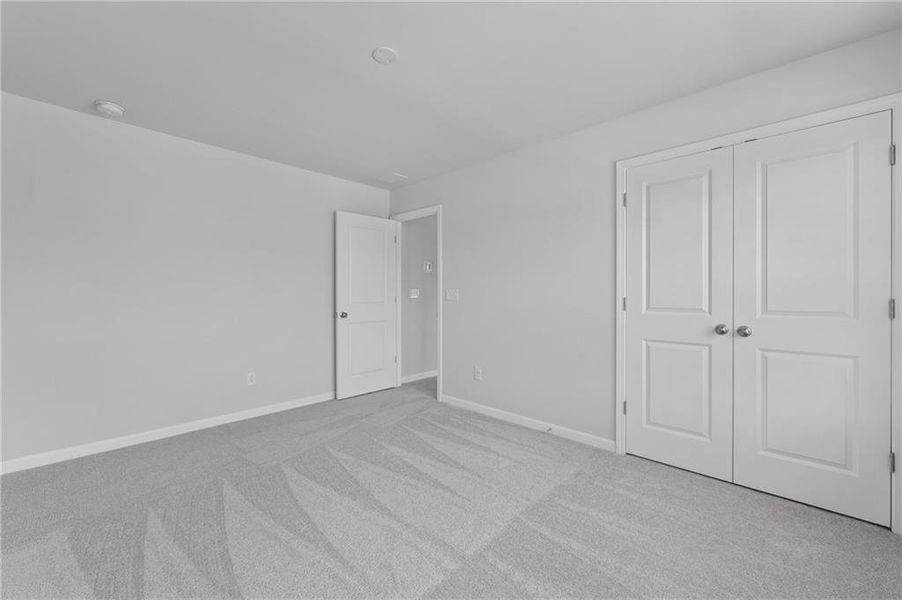 Spacious, unfurnished interior of a new home in Hawthorne Ridge, McDonough (Image 23).