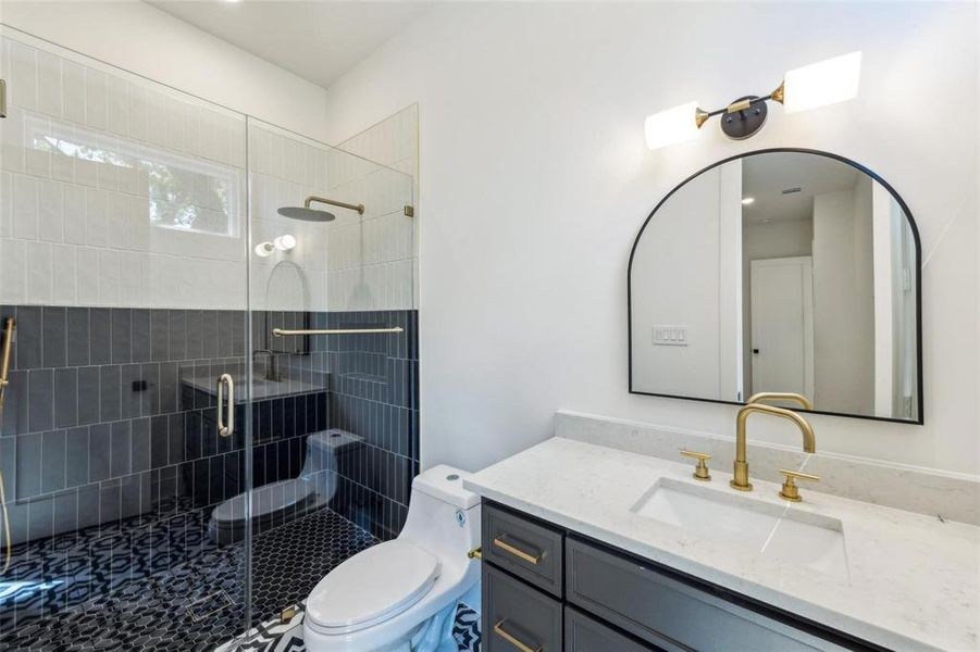 Furnished interior view inside a new home in , Dallas (Image 30).