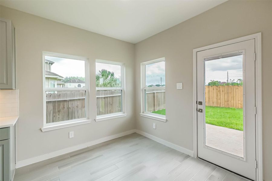 Spacious, unfurnished interior of a new home in , Fresno (Image 41).