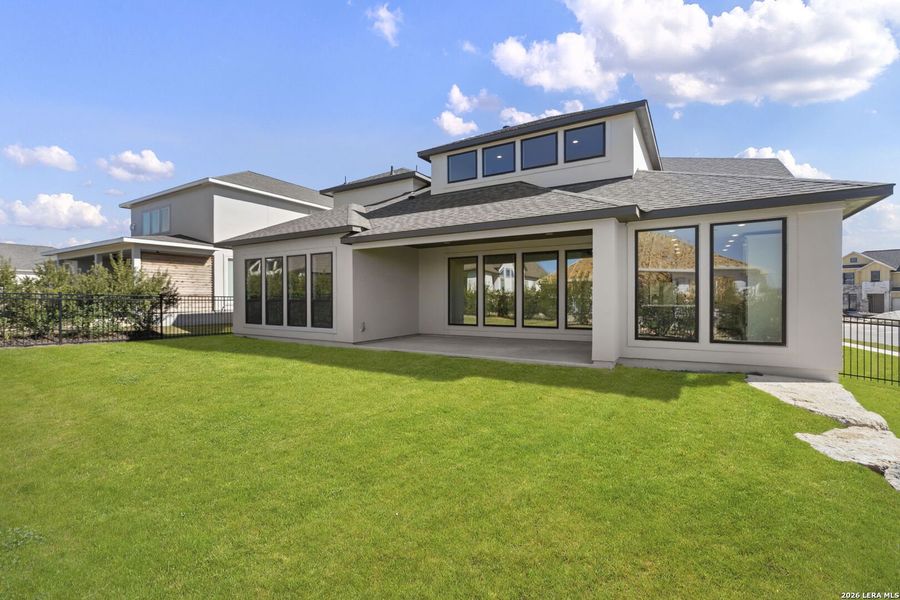 Exterior details and patio area of a home in Esperanza, Boerne (Image 4).