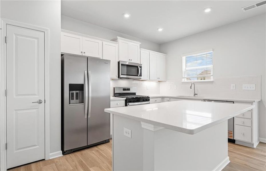 Furnished interior view inside a new home in Anderson Point, McDonough (Image 11).