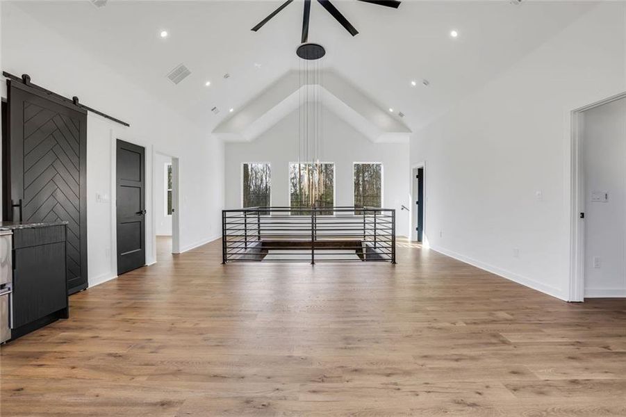 Spacious, unfurnished interior of a new home in , Atlanta (Image 18).