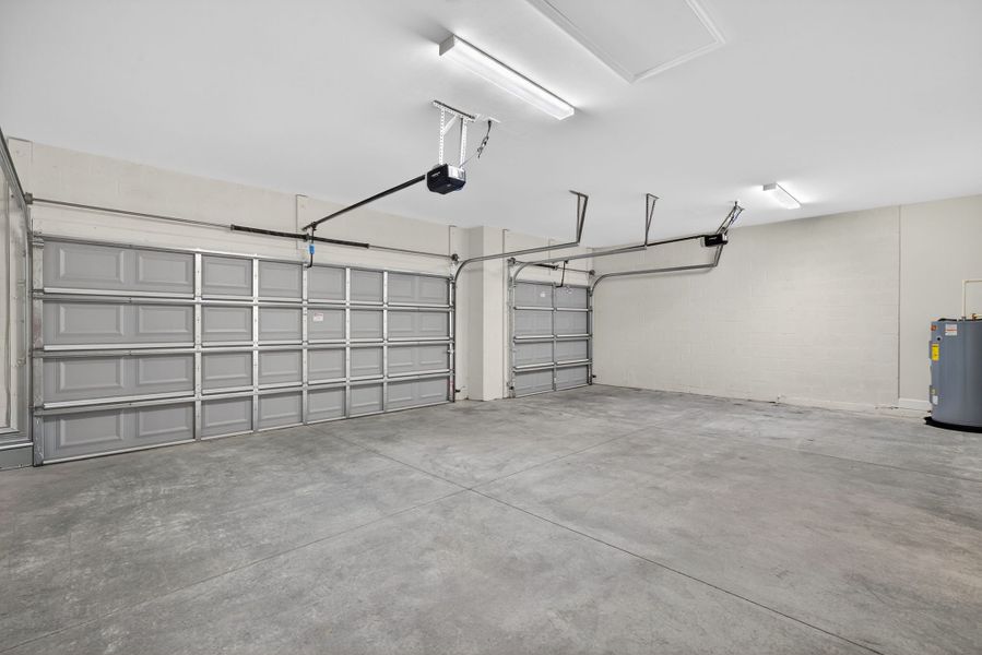 Representative unfurnished interior of a home built from the The Bluewater Cove by Sunlife Homes LLC in Cape Coral, Cape Coral (Image 24).