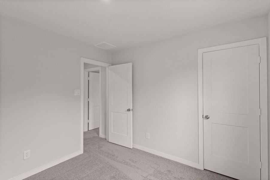 Spacious, unfurnished interior of a new home in Crockett Meadows, Conroe (Image 14). Spacious, unfurnished interior of a new home in Crockett Meadows, Conroe (Image 14).