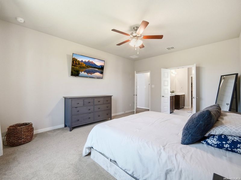 Furnished interior view inside a new home in Ventana, Bulverde (Image 13).