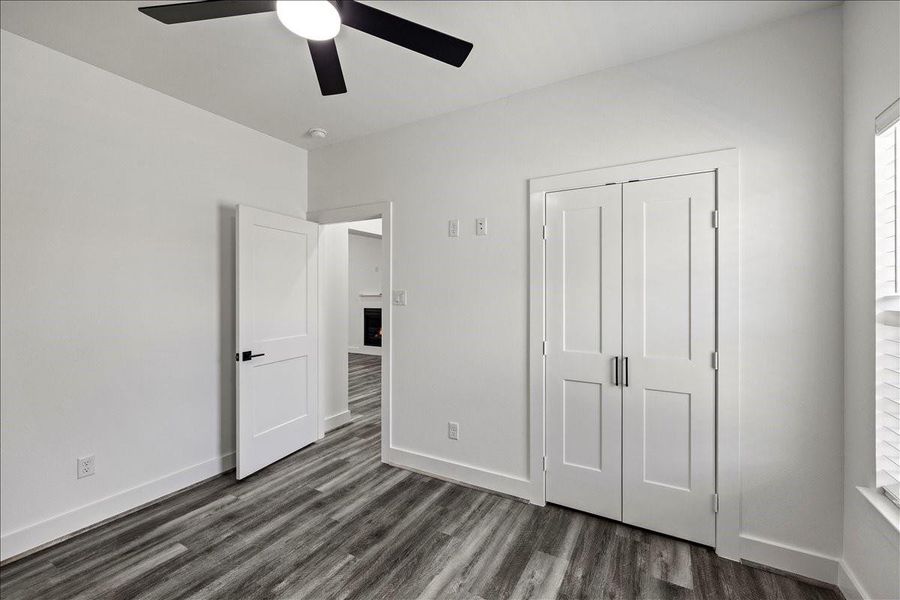 Spacious, unfurnished interior of a new home in , Santa Fe (Image 30). Spacious, unfurnished interior of a new home in , Santa Fe (Image 30).