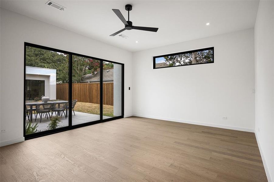 Spacious, unfurnished interior of a new home in , Dallas (Image 14). Spacious, unfurnished interior of a new home in , Dallas (Image 14).