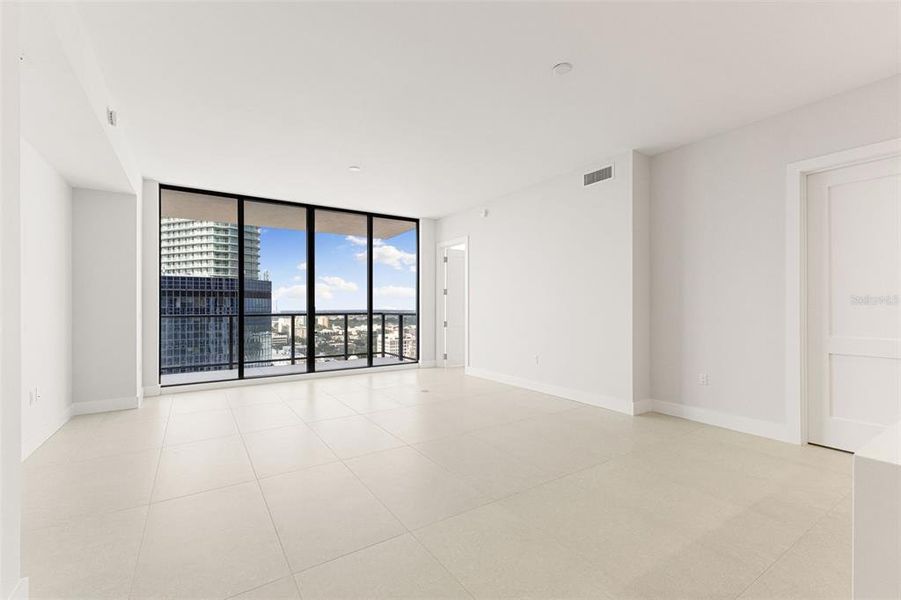 Spacious, unfurnished interior of a new home in , St. Petersburg (Image 19). Spacious, unfurnished interior of a new home in , St. Petersburg (Image 19).