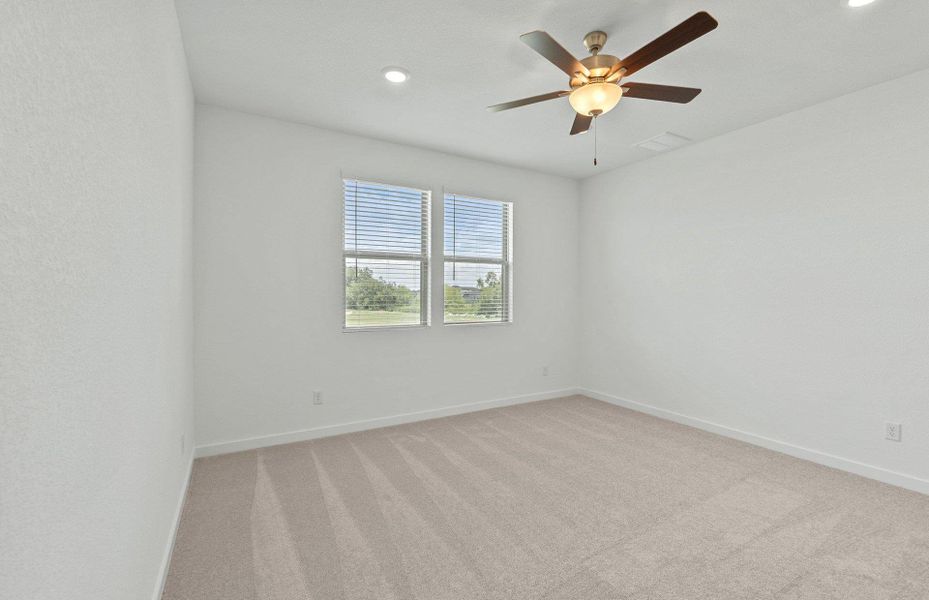 Spacious, unfurnished interior of a new home in Sonterra, Jarrell (Image 13).