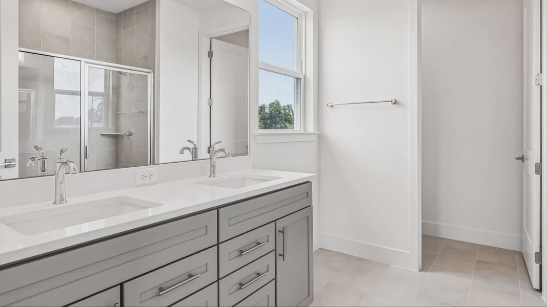 Furnished interior view inside a new home in Ardisia Park, New Smyrna Beach (Image 26).