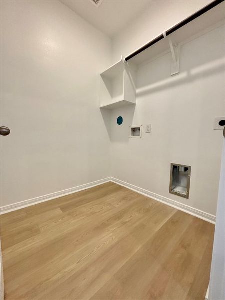 Spacious, unfurnished interior of a new home in , Palacios (Image 22). Spacious, unfurnished interior of a new home in , Palacios (Image 22).