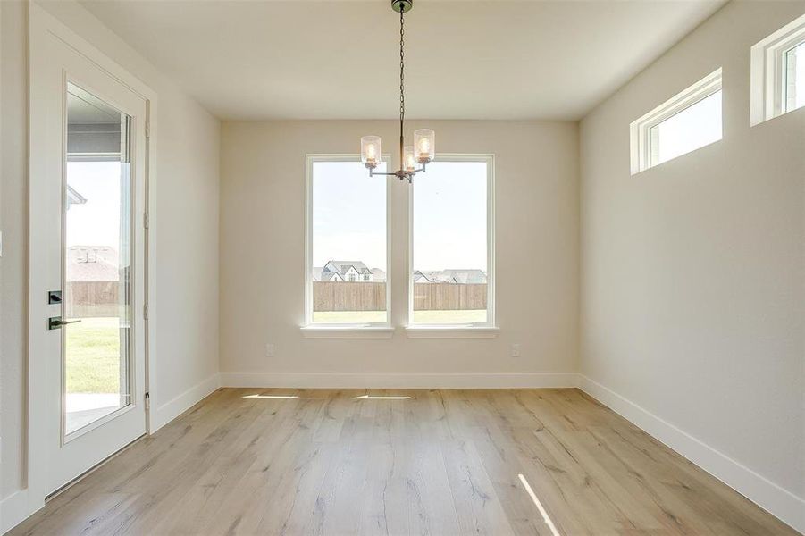 Spacious, unfurnished interior of a new home in Sweetgrass, Haslet (Image 35).