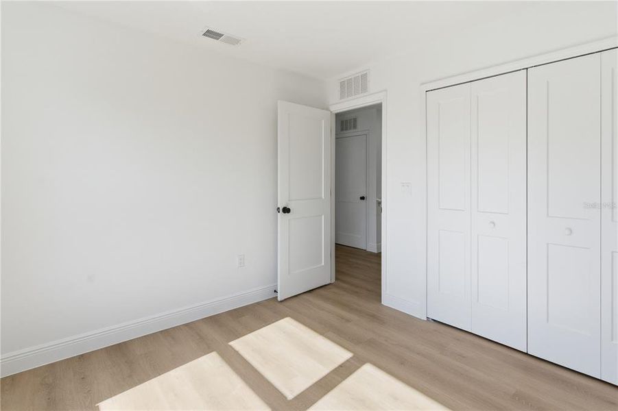 Spacious, unfurnished interior of a new home in , Altamonte Springs (Image 18). Spacious, unfurnished interior of a new home in , Altamonte Springs (Image 18).