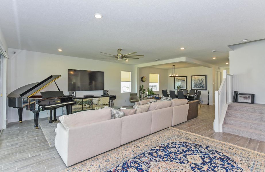 Furnished interior view inside a new home in , Loxahatchee (Image 9). Furnished interior view inside a new home in , Loxahatchee (Image 9).