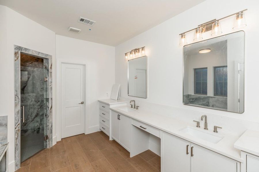 Furnished interior view inside a new home in , Beaumont (Image 11).