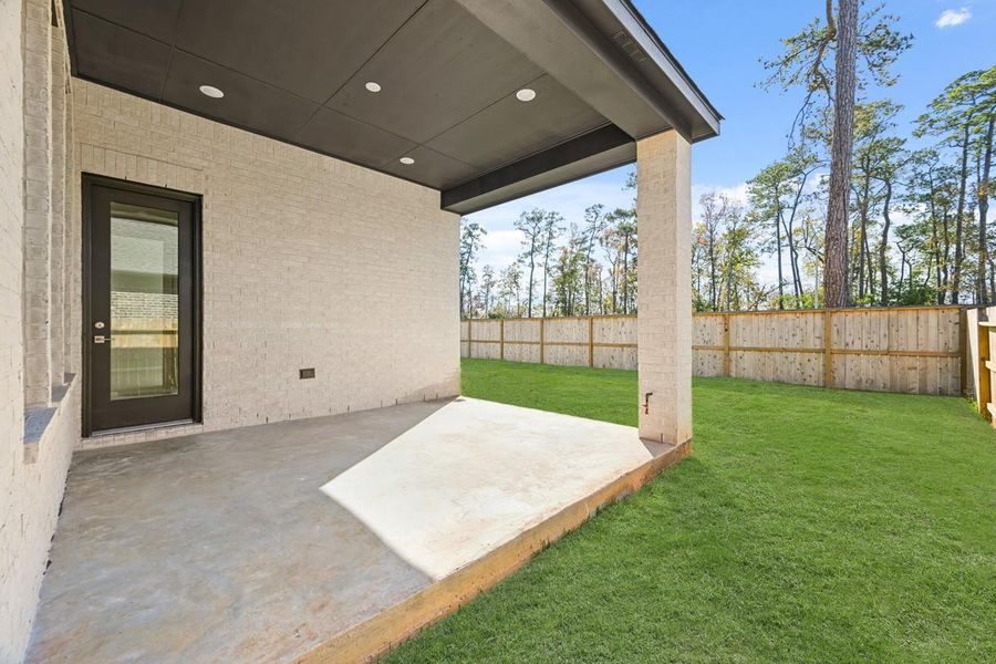 Exterior details and patio area of a home in Grand Central Park: 55ft. lots, Conroe (Image 2).