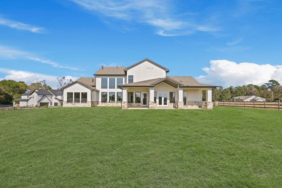 Exterior details and patio area of a home in Bentwood Farms, Montgomery (Image 39).